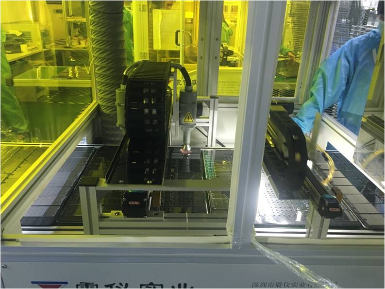 3D钢化膜生产流程 涂油