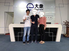 深圳的客户来访888彩票手机钢化膜生产厂家